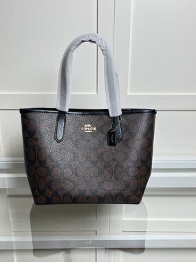 Coach City Mini Tote CW032